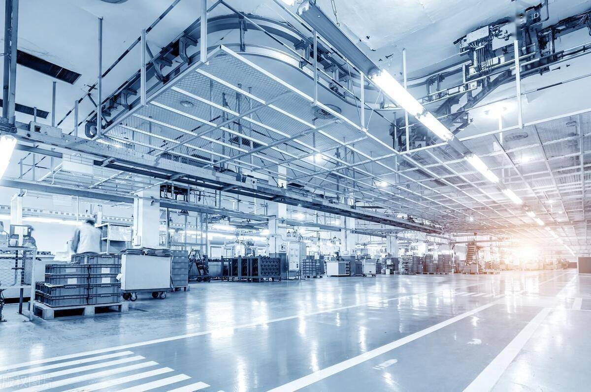 工厂智能化管理对制造业转型的推动作用